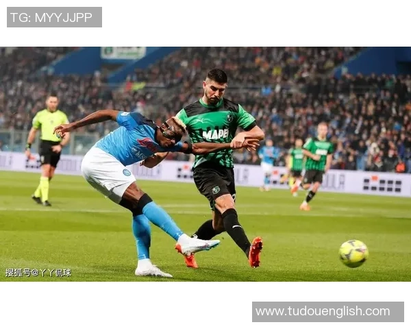 球星集结实况足球联赛激战一触即发，激情对决引爆全球赛事热潮